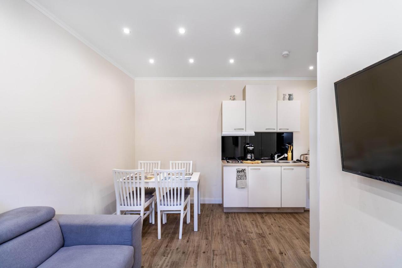 Staysplitbay Apartman *